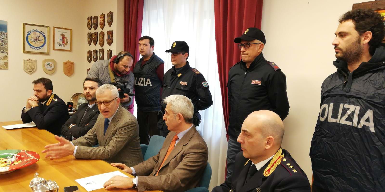 Far west a Crotone, il commando stava cercando di scoprire il testimone