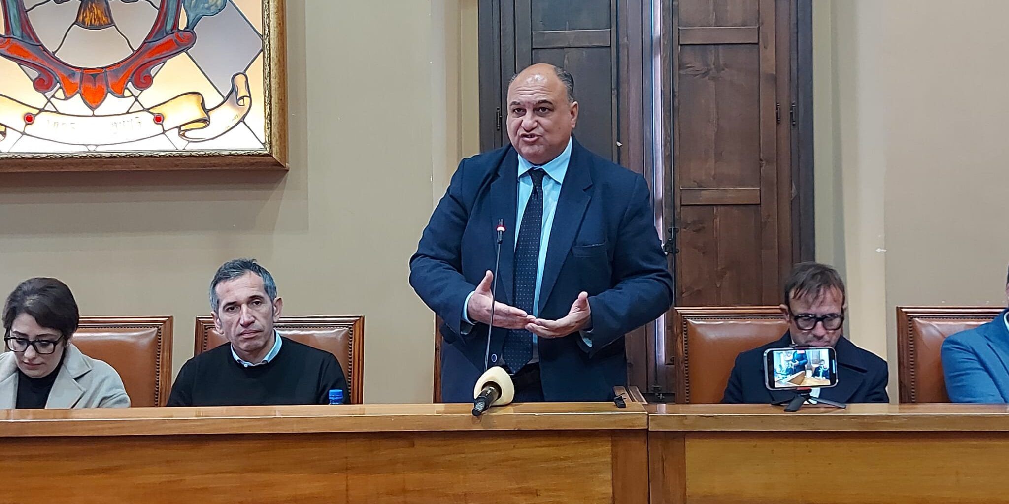 Giovanni Calabrese saluta Locri: «Abbiamo cambiato la storia e il destino di questa città» – VIDEO