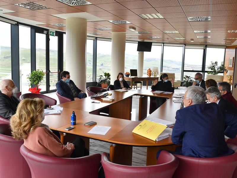 Regione, ecco lo spoils system “azzera dirigenti”