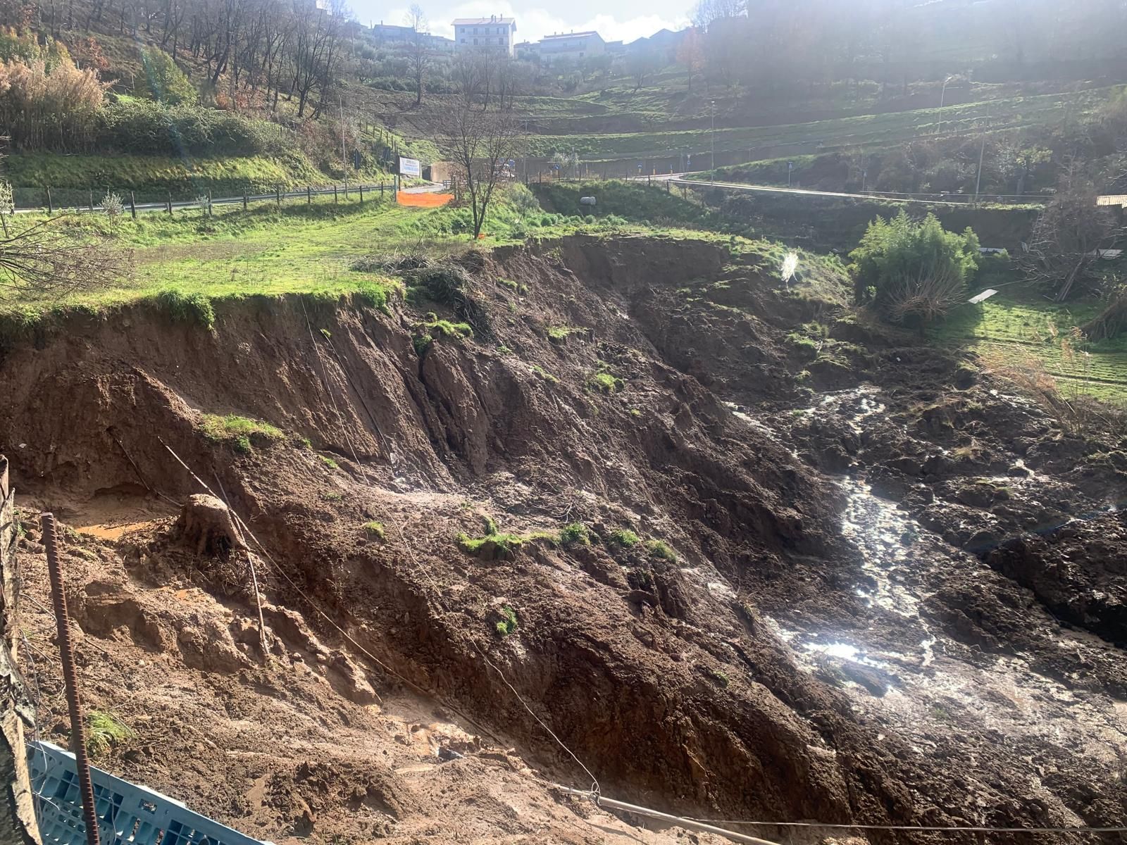 «Maltempo nel Cosentino, si chiudano ancora le scuole lunedì e martedì»
