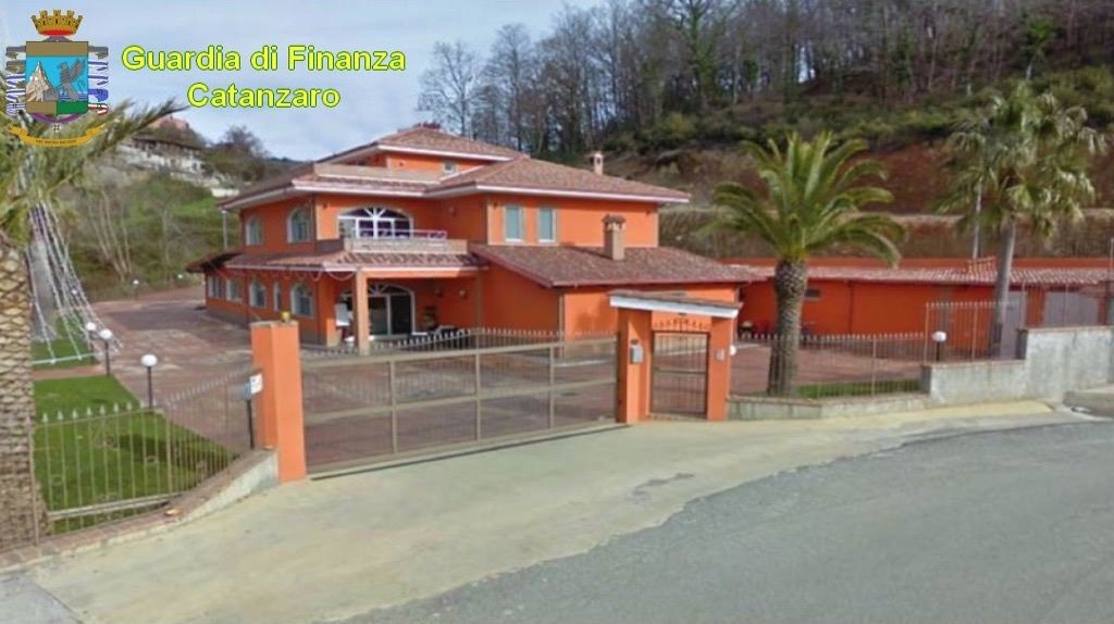 Lamezia, condannato per usura l'imprenditore Caruso