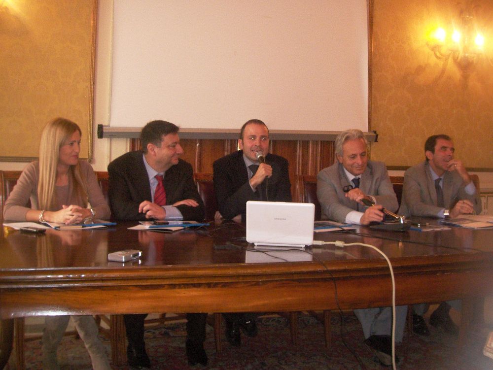 Reggio, Arena prosegue nella dismissione dei beni comunali