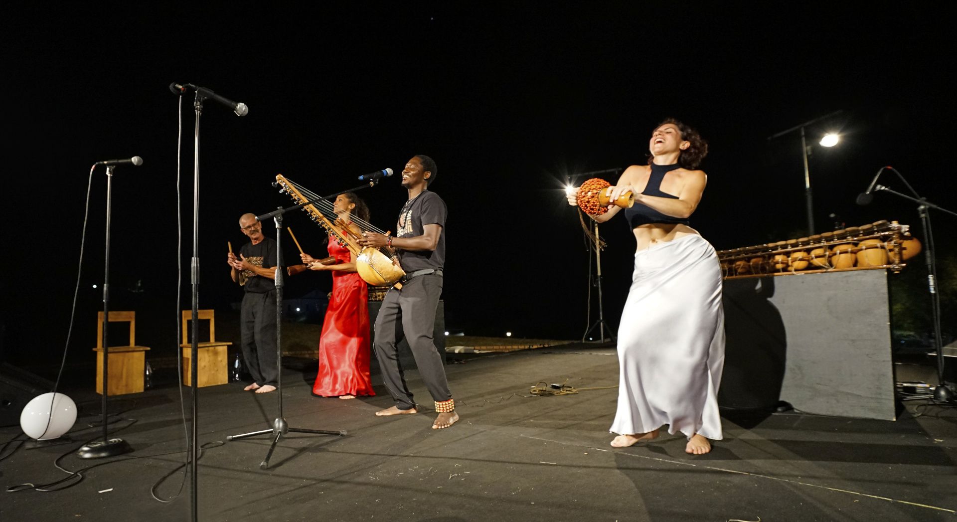 Armonie d’Arte Festival, lo spettacolo esaltante “Mbira” di Roberto Castello