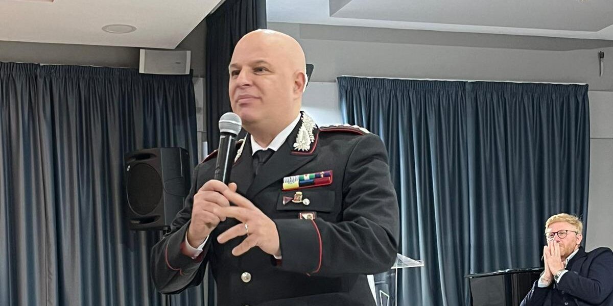 Vibo, il colonnello Toti incontra gli studenti: «Fondamentale parlare di ‘ndrangheta» – FOTO E VIDEO