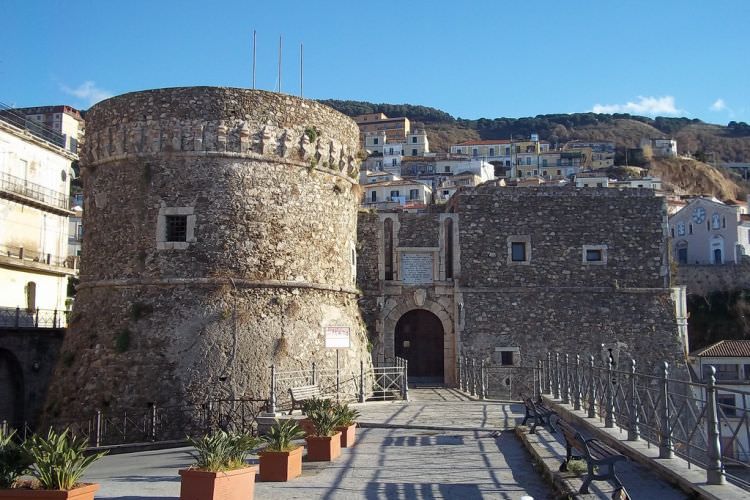 Coronavirus, Pizzo: negativo il personale del Castello Murat e la Chiesetta di Piedigrotta