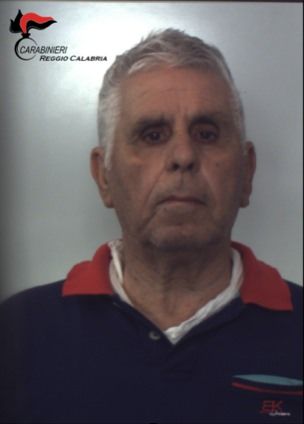 Pistola e cartucce in garage, pensionato arrestato a Locri