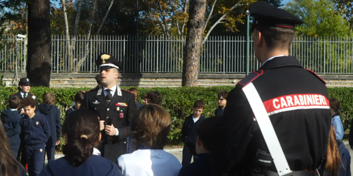 spot carabinieri violenza sulle donne 2025