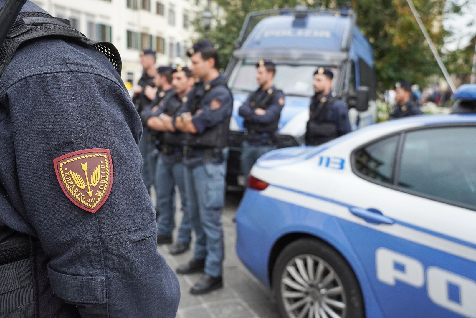 Mandarono in ospedale un tifoso della Paolana, arrestati quattro supporter lametini