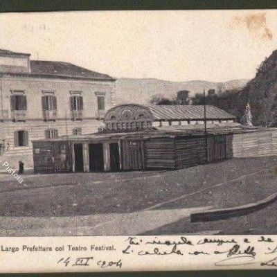 Cosenza, quando nel centro storico (che oggi crolla) c’erano più di 10 teatri