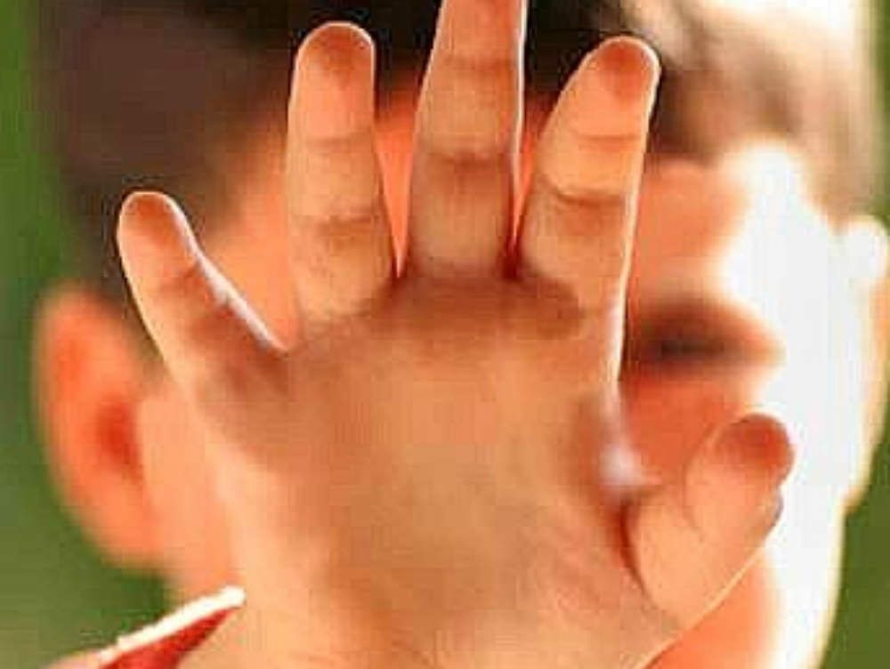 Violenza sessuale su minori, in manette maestro d’asilo a Lamezia