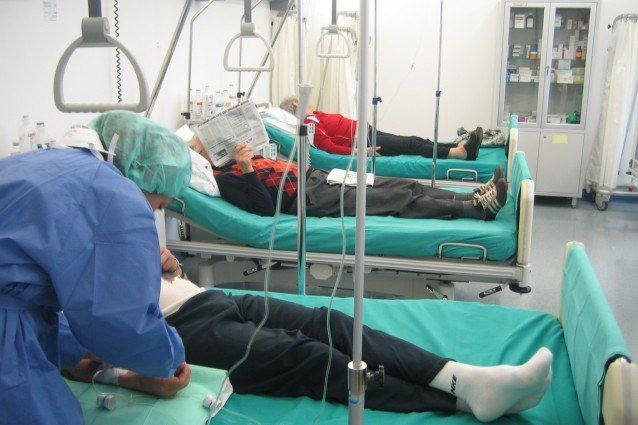 Senz'acqua né farmaci, la denuncia dei malati della Campanella