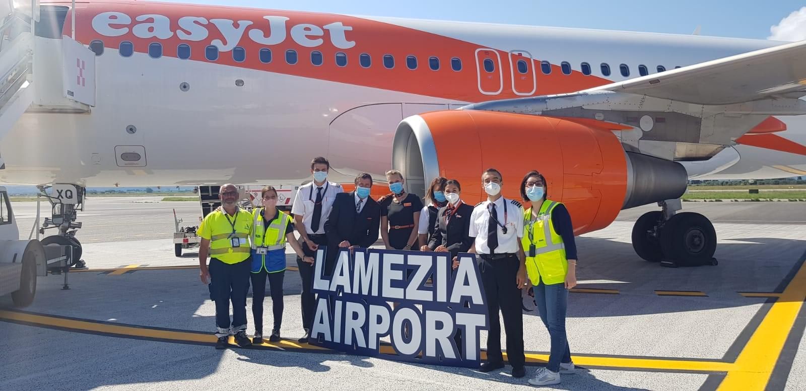 Easyjet, nuova rotta estiva per la Calabria. Nasce il Lamezia-Ginevra