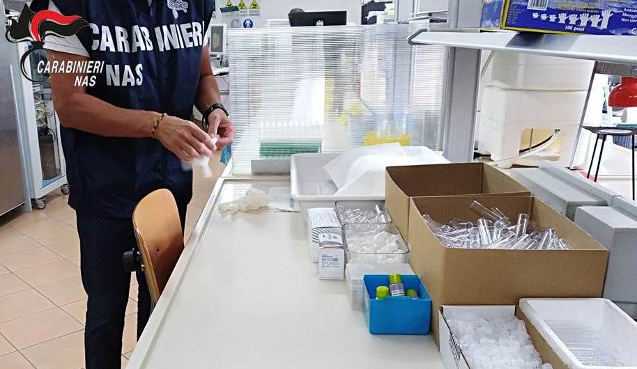 Dentista esercitava abusivamente, sequestrata clinica nel Reggino