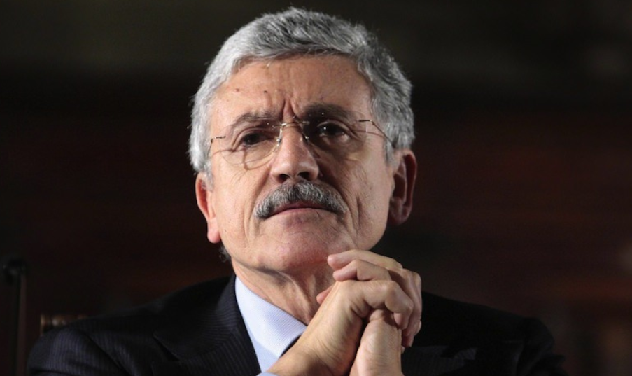 D’Alema ricorda Berlinguer e l’aneddoto della telefonata prima della manifestazione di Cosenza