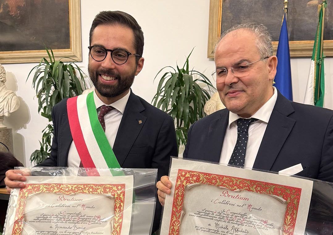 L’arte di Michele Affidato incanta Cleto: serata evento al Castello