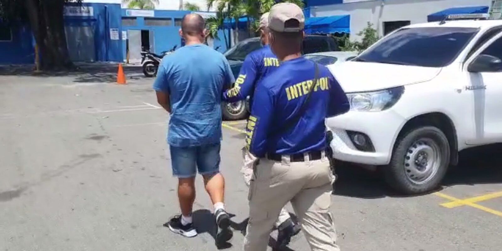 ‘Ndrangheta, arrestato a Milano il latitante “food blogger”: tradito dai tatuaggi – VIDEO