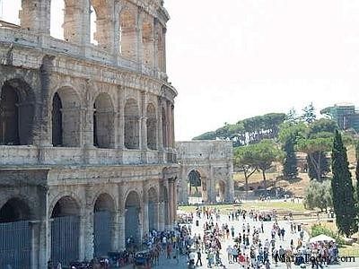 Mafia Capitale, spunta già l'ufficiale di collegamento con le 'ndrine?