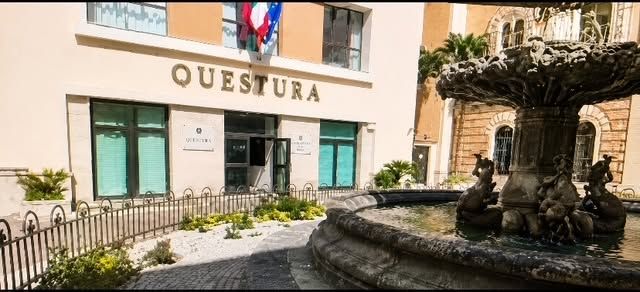 Falsi sms a nome della polizia di stato, tentativo di truffa nel Lametino
