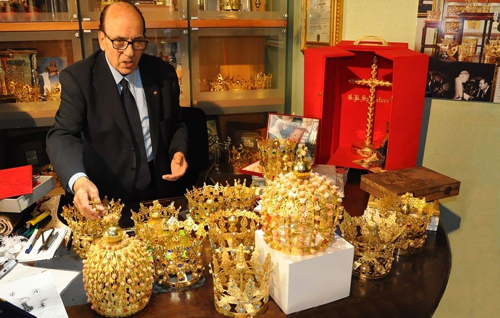 Se ne va Spadafora, l'orafo di San Giovanni in Fiore - Corriere della ...