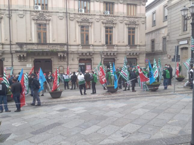 Protesta sindacati a Catanzaro