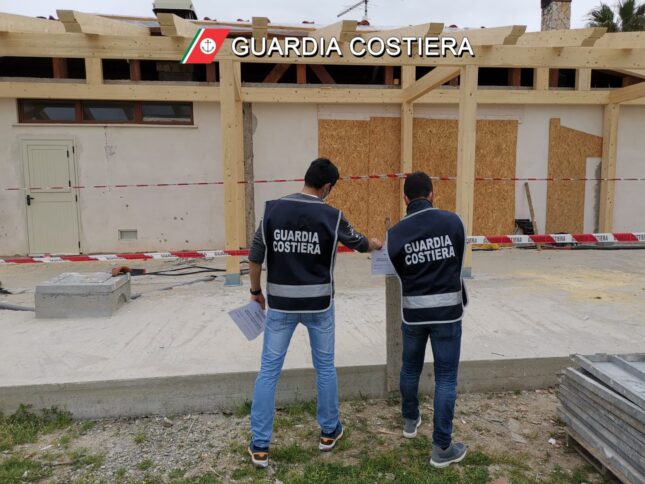 guardia-costiera-sequestro-briatico-abusi-edilizi