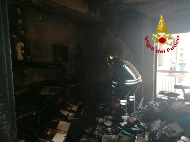 incendio-catanzaro-lido