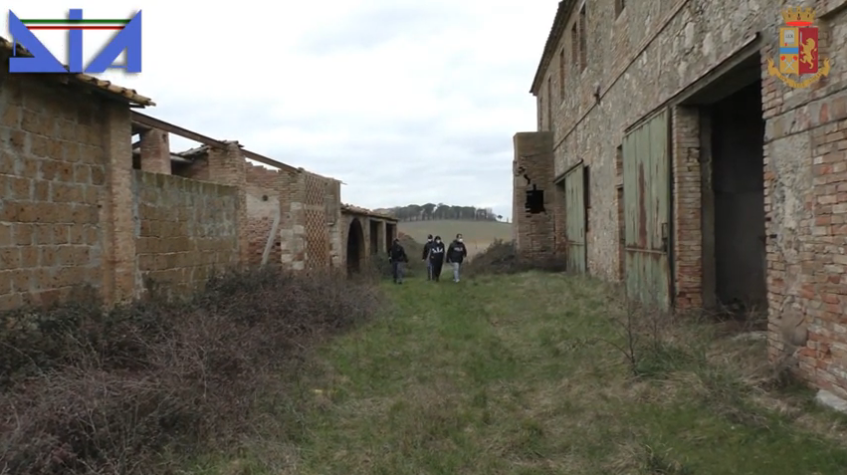 Il clan Grande Aracri in Toscana, sigilli a una tenuta agricola da 5 milioni di euro