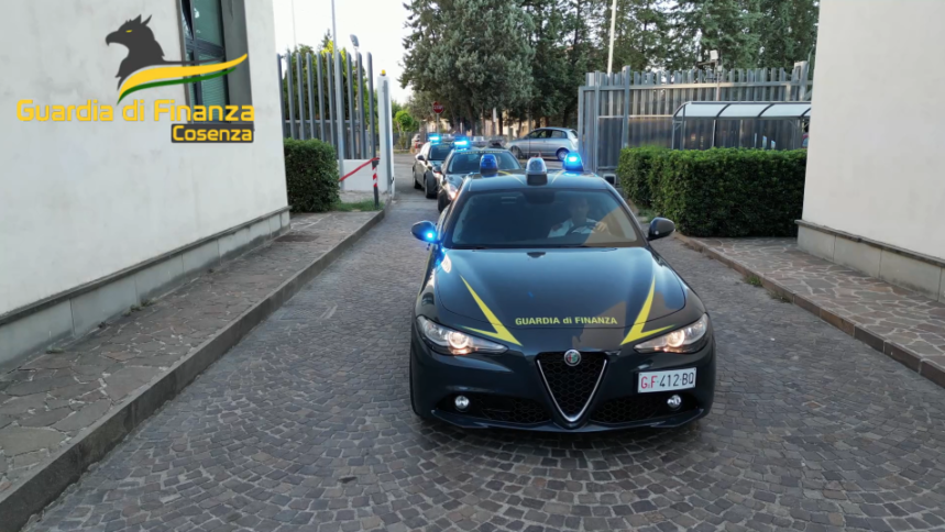 Sequestrate tre piantagioni di cannabis nel Cosentino