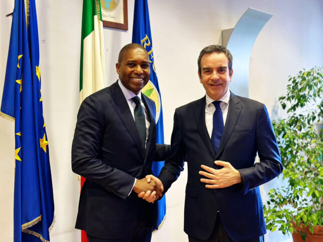 Tony West roberto occhiuto