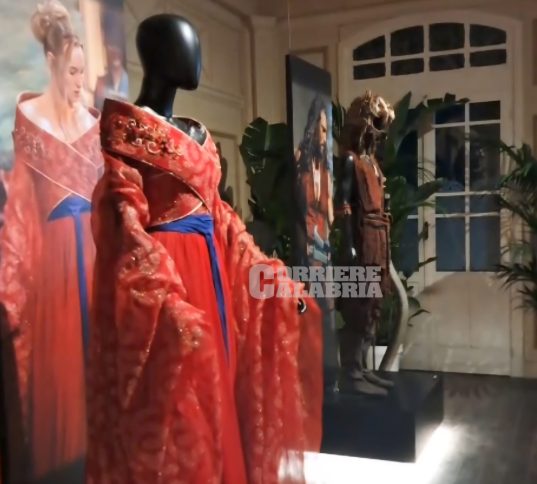 sandokan 1 mostra abiti