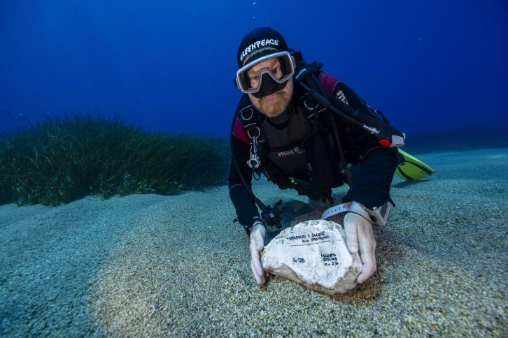 Ponte sullo Stretto, Greenpeace lancia il progetto "Aggiungiamo bellezza al mare"